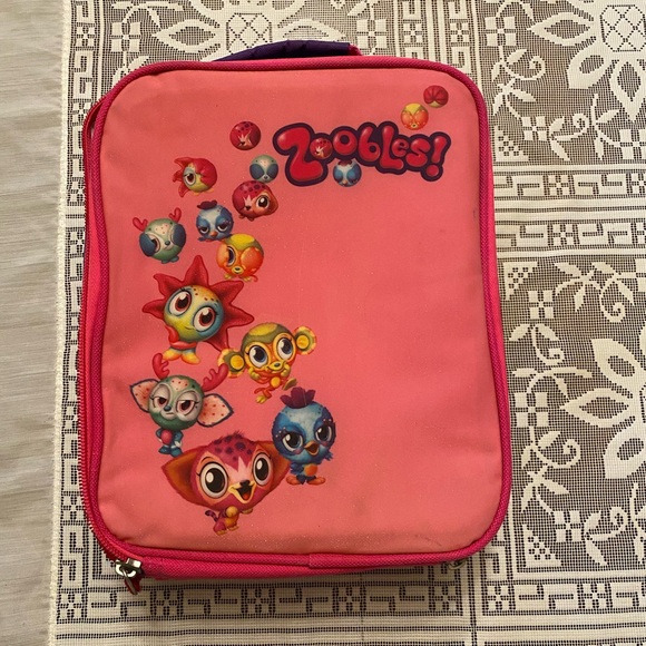2010 Zoobles lunchbox - Picture 1 of 4